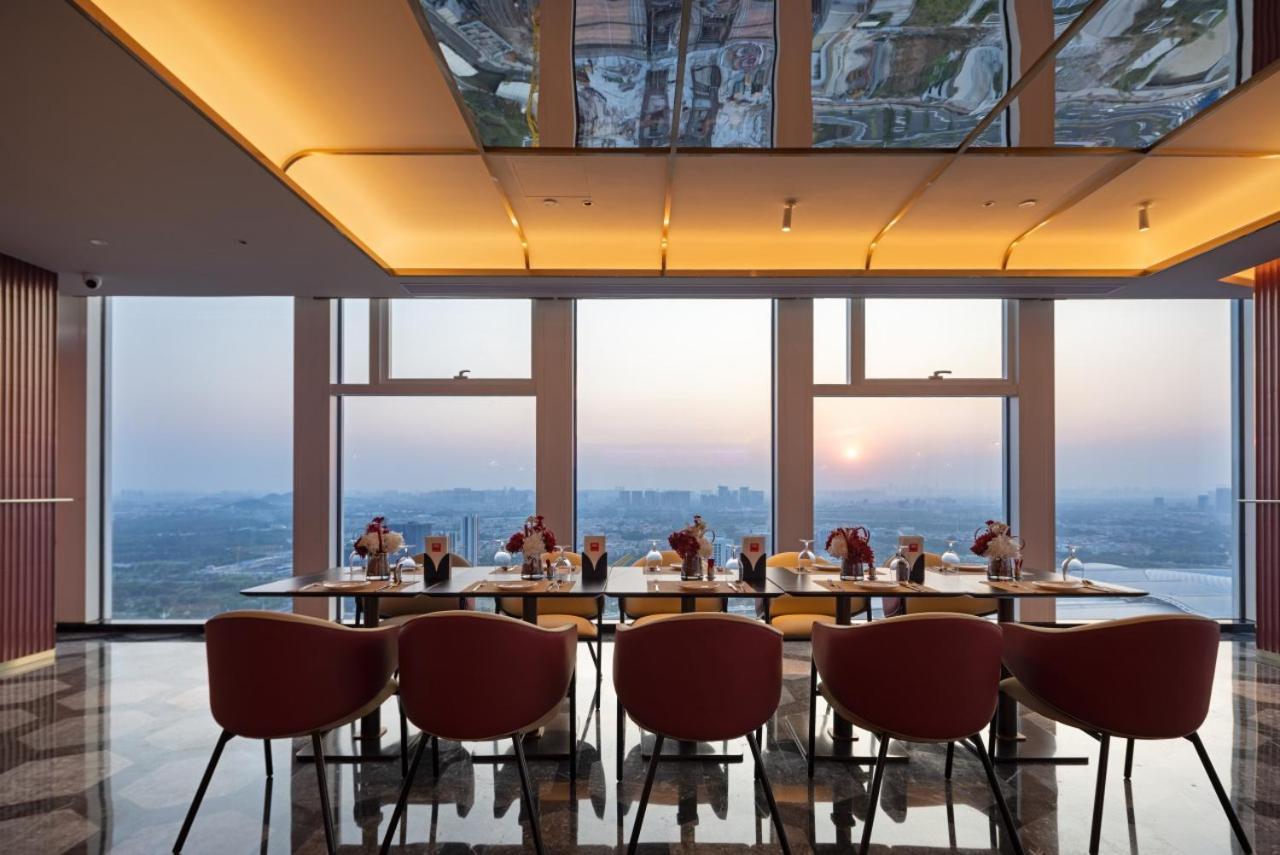 Hotel Radisson Red Guangzhou South Railway Station Zewnętrze zdjęcie
