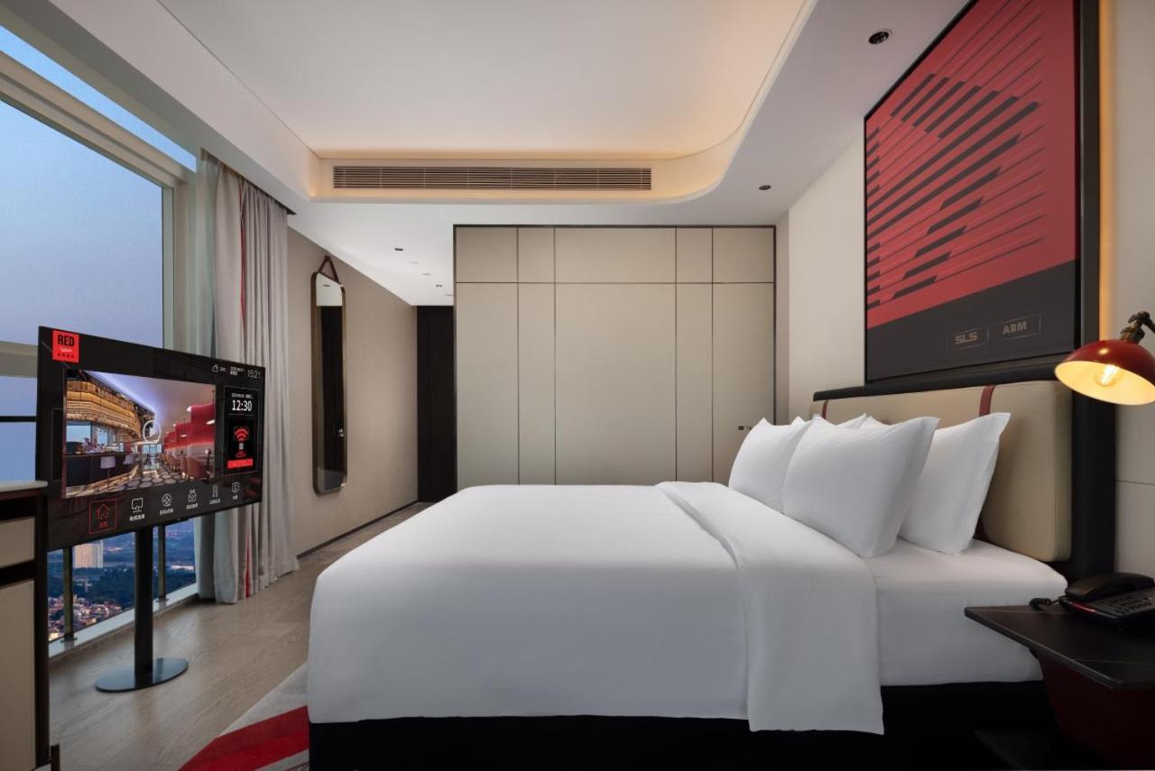 Hotel Radisson Red Guangzhou South Railway Station Zewnętrze zdjęcie